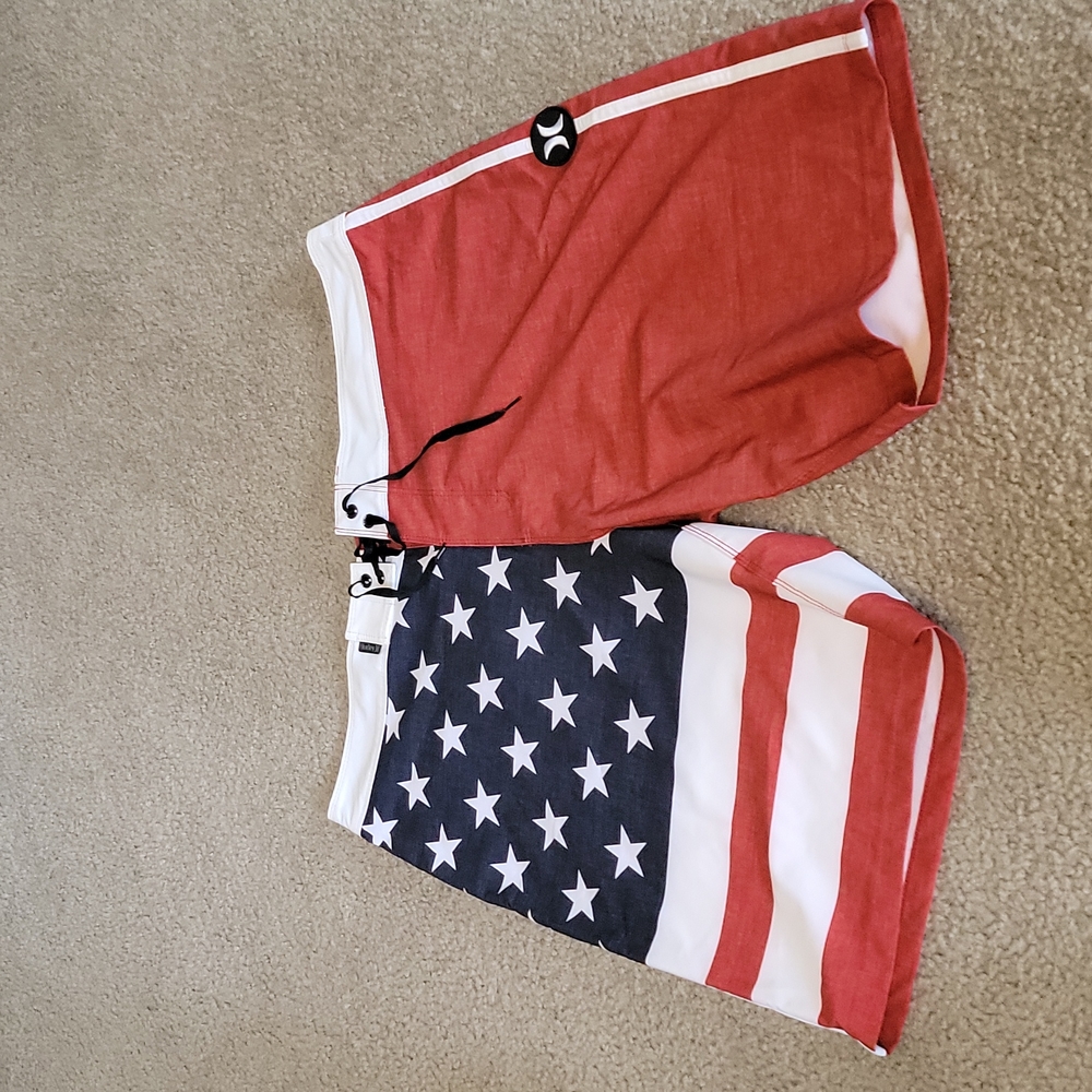 Hurley Men's Red, White & Blue American Flag Athletic Shorts